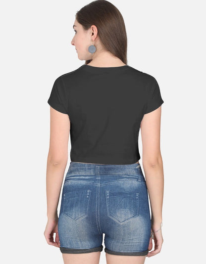 Print 999 black half-sleeve cotton crop top worn by a woman, back view showing a casual, breathable fit.