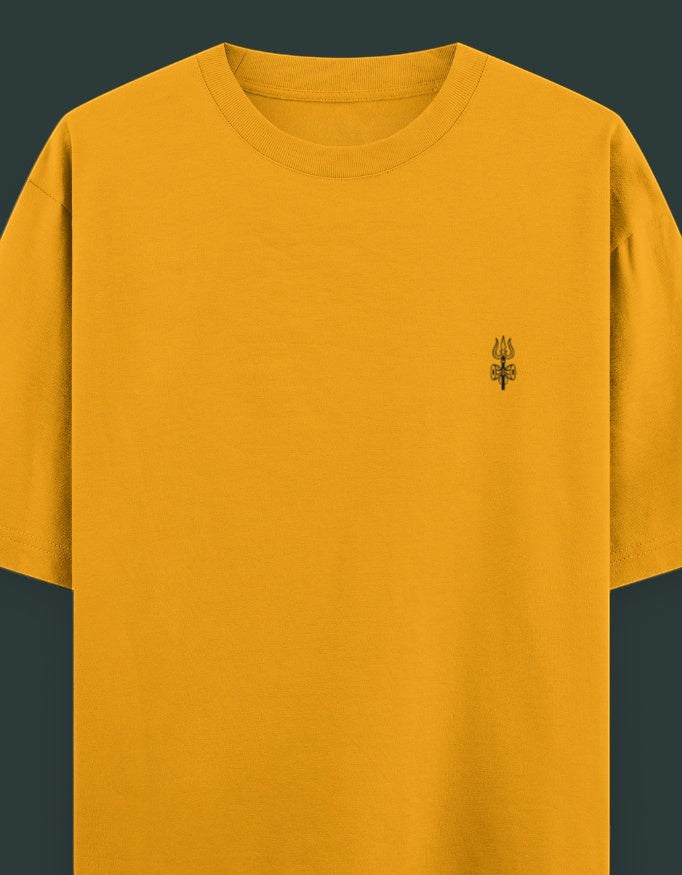 Print 999 mustard yellow oversized heavyweight cotton t-shirt featuring a minimal black Shiva Trishul chest print