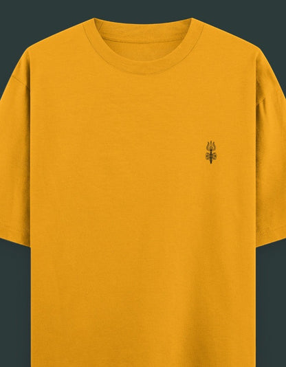 Print 999 mustard yellow oversized heavyweight cotton t-shirt featuring a minimal black Shiva Trishul chest print